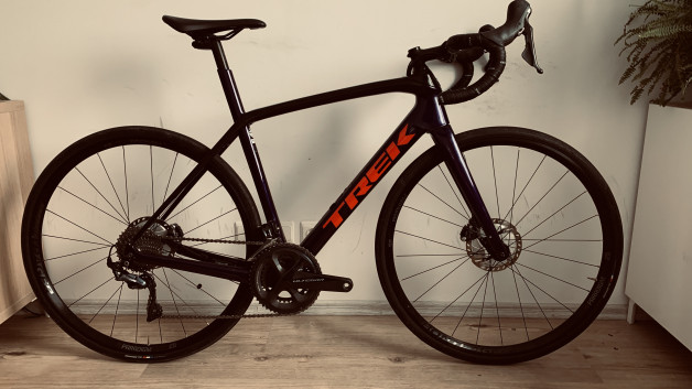 Trek Domane SL5 105 Disc Carbon Road Bike 2020 56cm WeBuyCycle Store ...