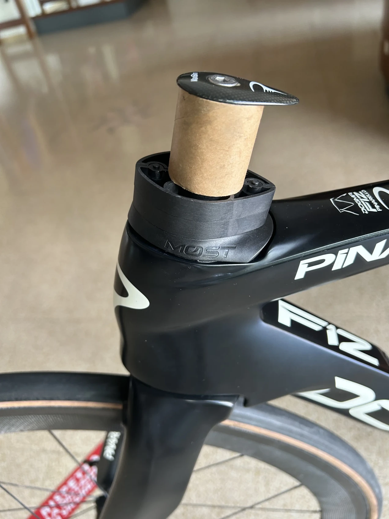 pinarello dogma f12 rim brake