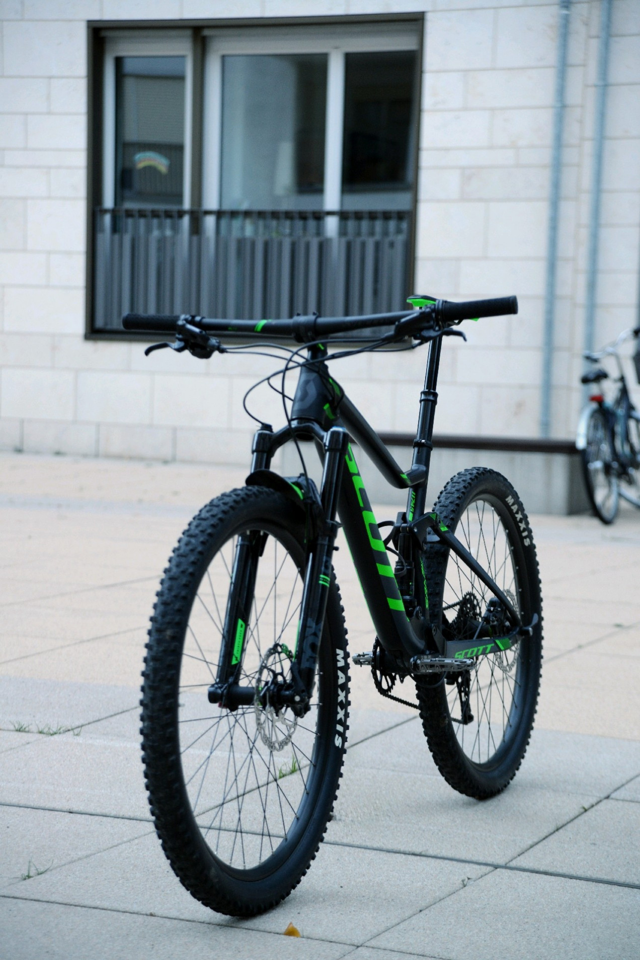 2017 scott spark 745