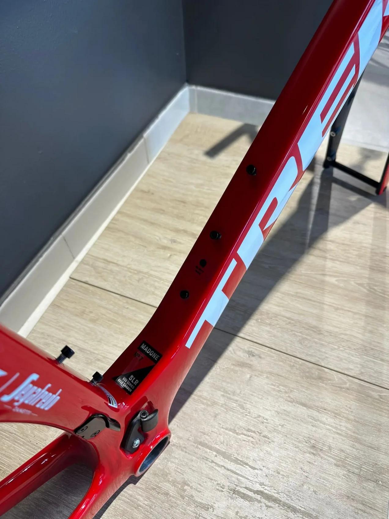 Trek FRAME KIT TREK MADONE SLR used in 56 cm buycycle