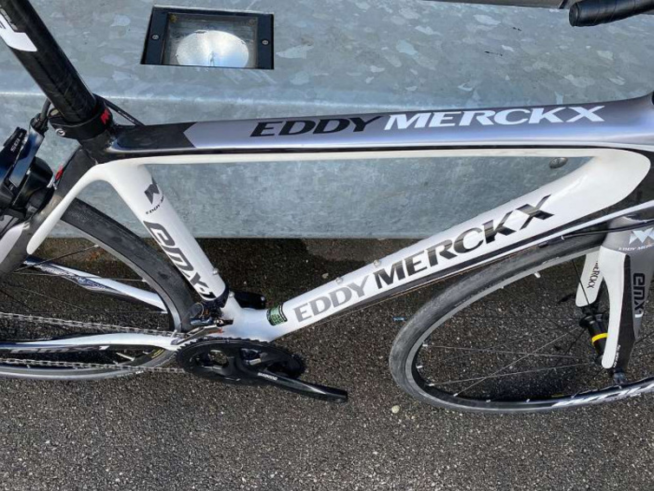 Eddy Merckx EM525 Performance Ultegra Carbon used in 48 cm | buycycle