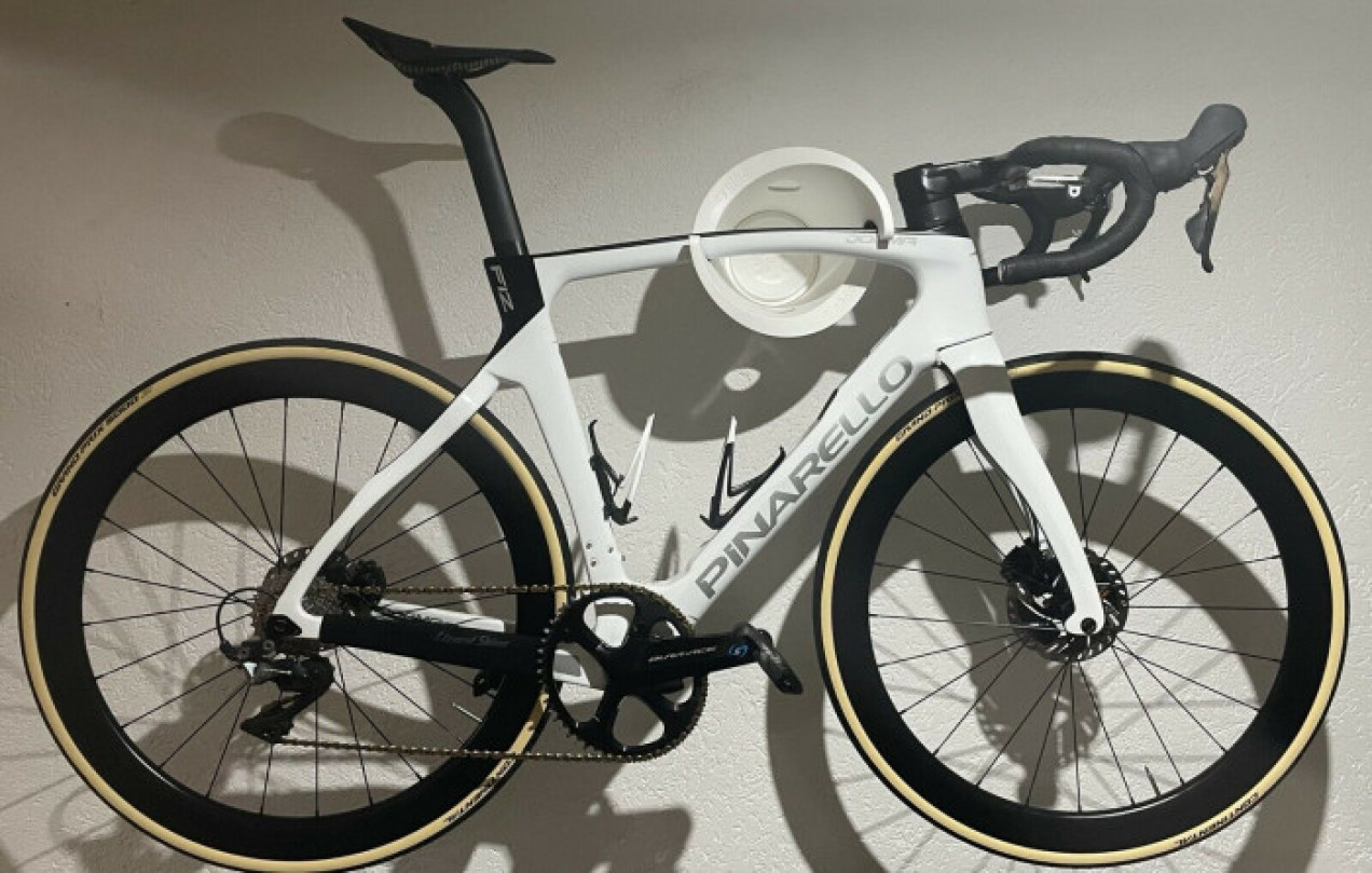 pinarello dogma f12 2021