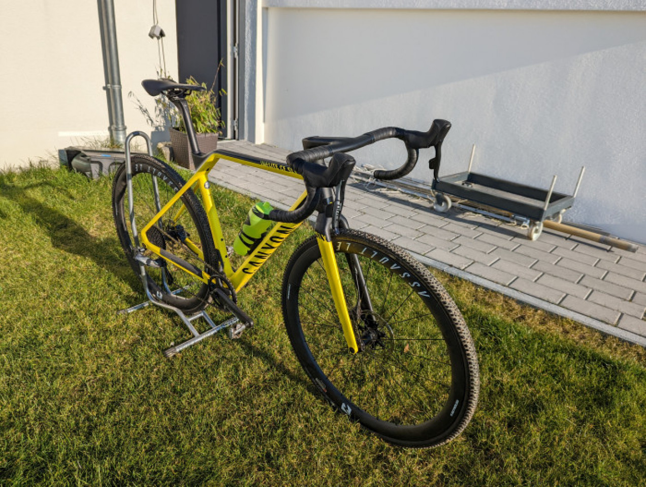 canyon inflite slx 8.0