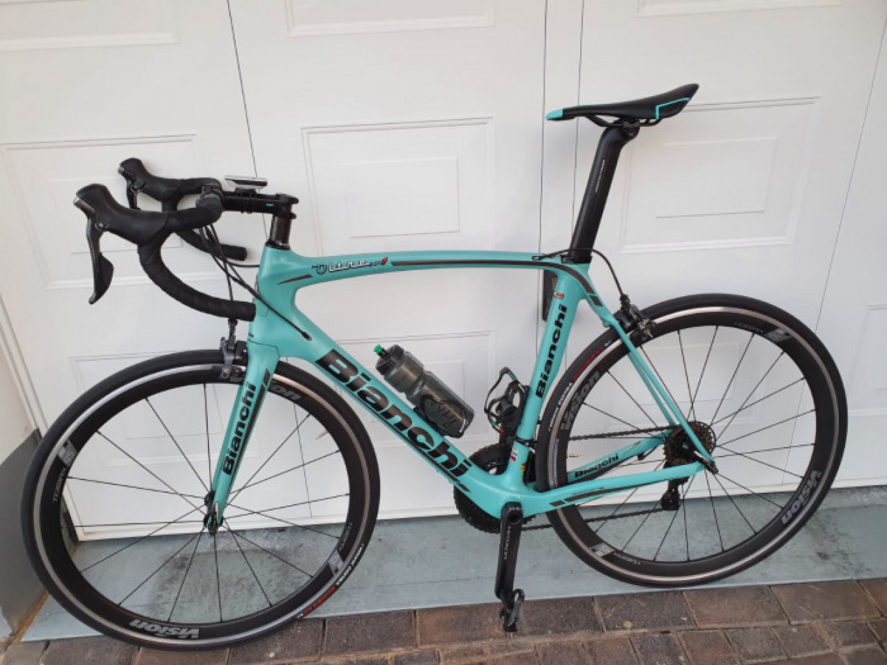 Bianchi Oltre XR.1 Ultegra used in 59 cm | buycycle