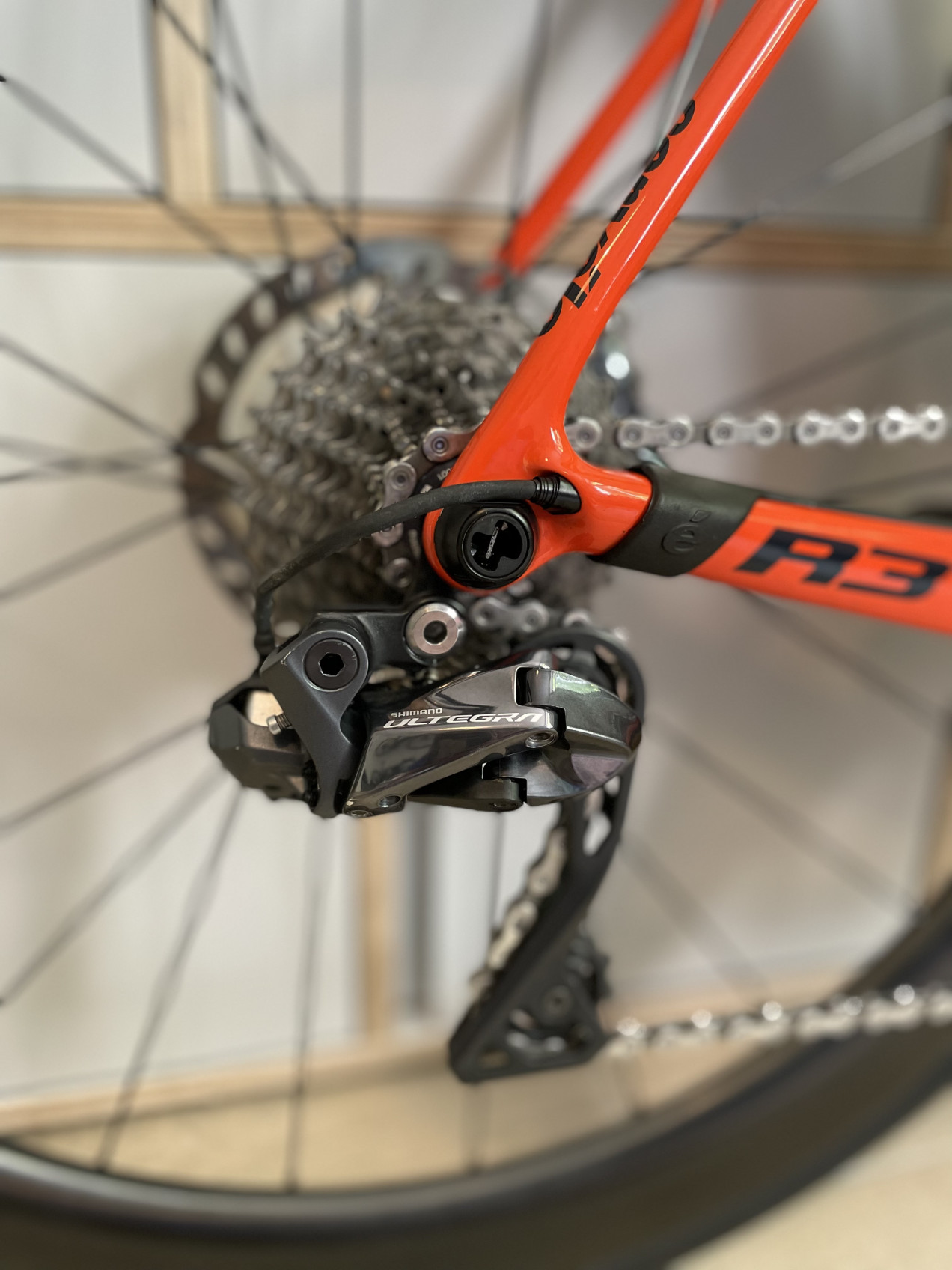 ultegra di2 disc