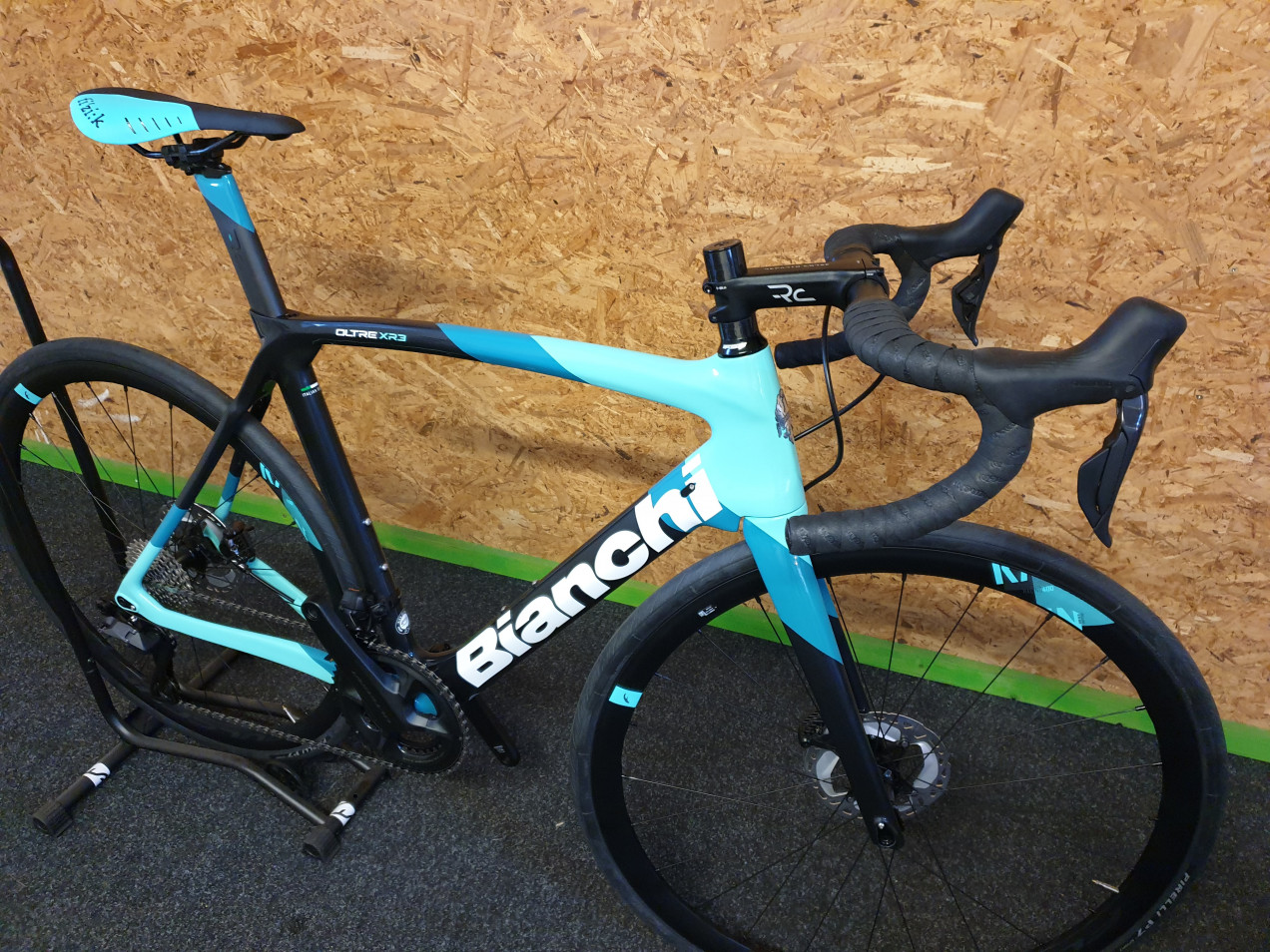 bianchi xr3 ultegra