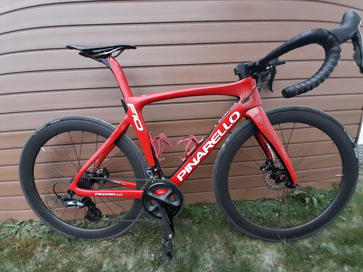 Pinarello DOGMA F10 DISK used in M | buycycle