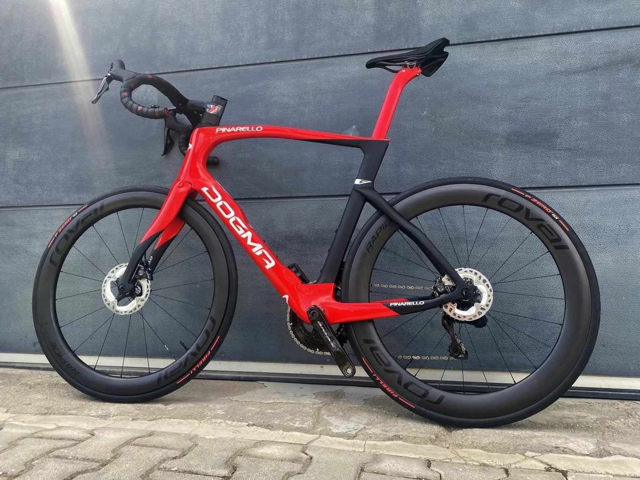 Pinarello Dogma F12 w/ PowerMeter (Size 56)