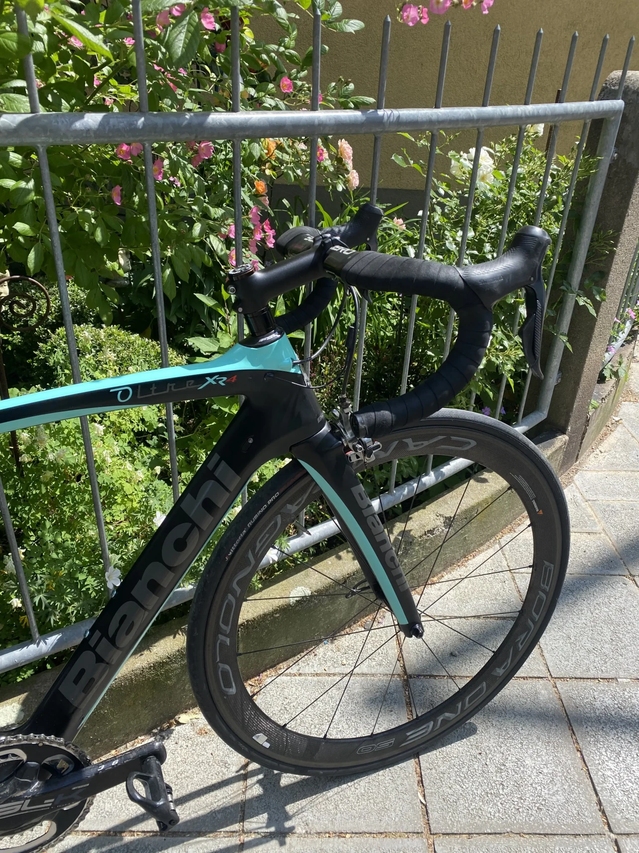 Bianchi OLTRE XR3, Ultegra Di2, CAMPAGNOLO BORA gebraucht kaufen 55 cm | buycycle