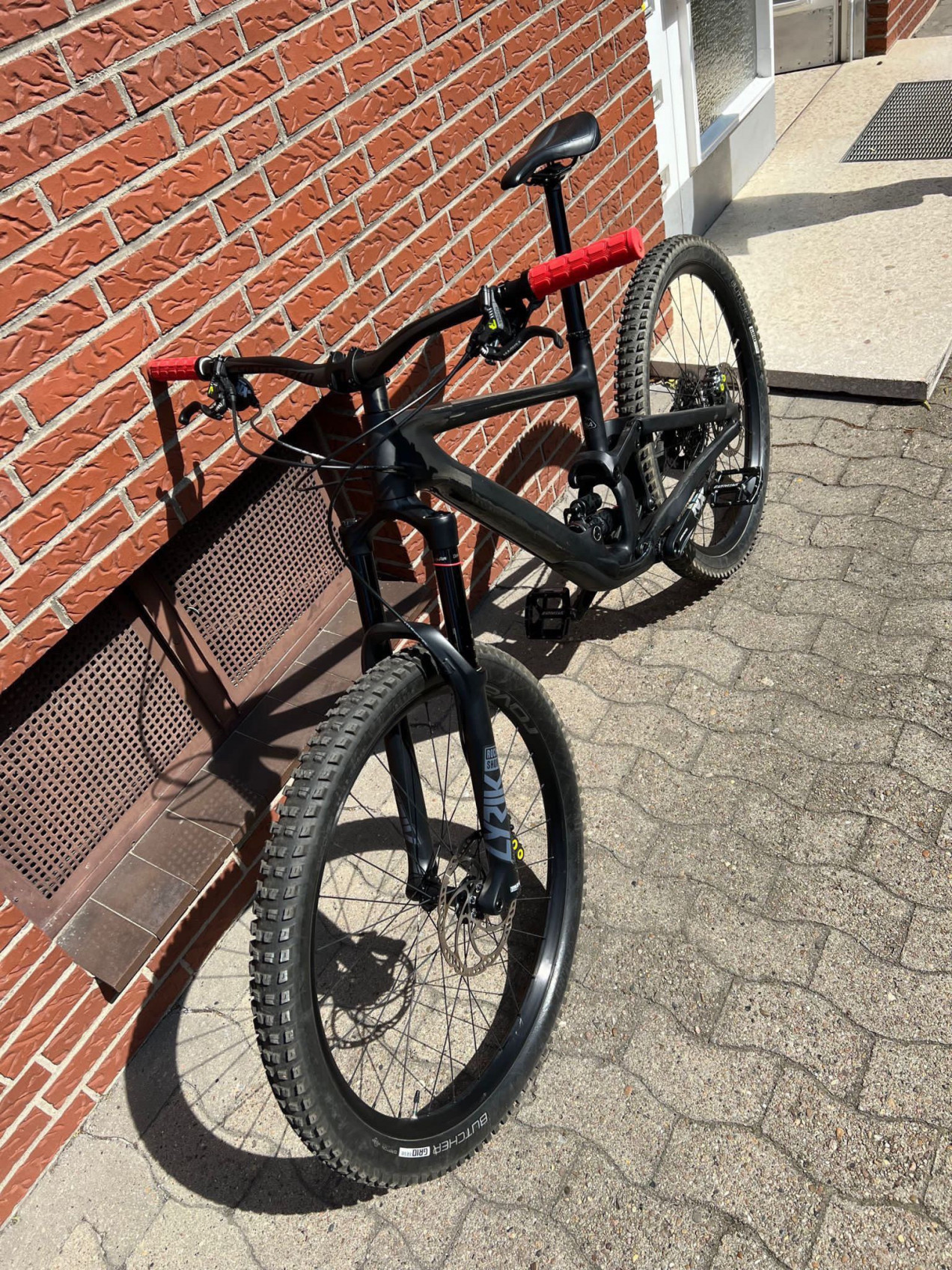 2020 specialized enduro comp weight