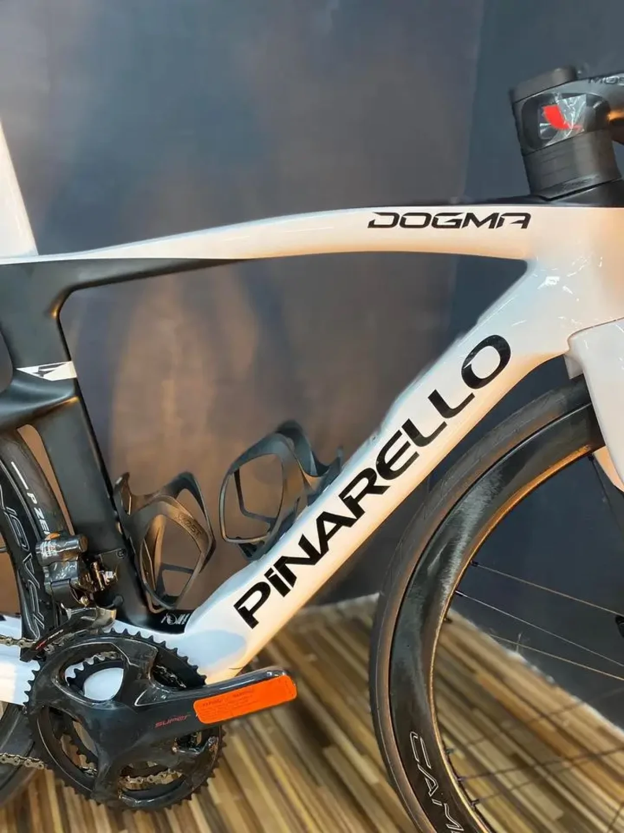 Review: Pinarello Dogma F Super Record EPS 2023