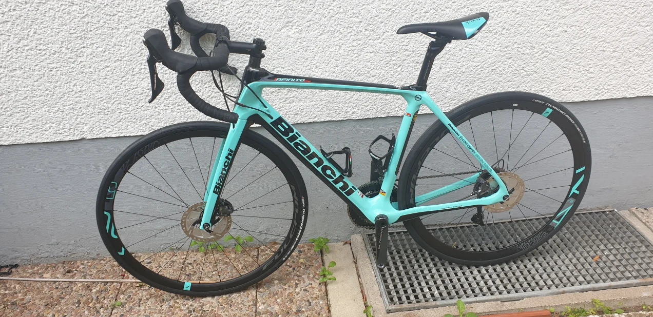 bianchi infinito cv disc ultegra di2 2019