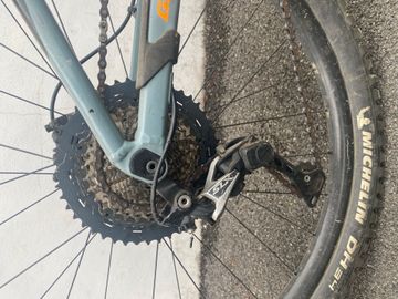 Gebrauchtes Giant Trance Advanced 2 2018 2018 Mountainbike, Blau, 27.5 — Bild 3 von 5