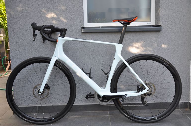 Used CUBE AGREE C:62, PRO 2023 2023 Road & Gravel — image 2 of 6