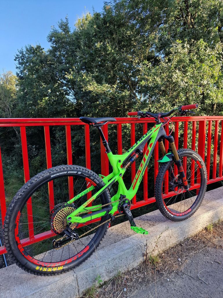 Used Scott Genius LT 700 Tuned 2016 Mountainbike — image 2 of 5