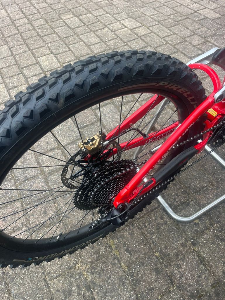 Used Thok MIG-R 2022 2022 Mountainbike, Red, 29, 27.5 — image 3 of 3