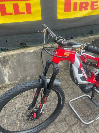 Used Thok MIG-R 2022 2022 Mountainbike, Red, 29, 27.5 — image 2 of 3
