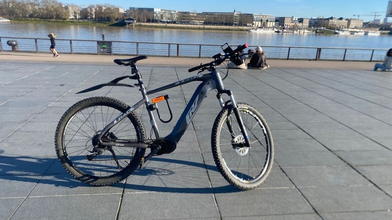 Used 2 Danger CRZ X Race 630Wh - 29" - Cadre L 2023 Mountainbike, Hellgrau — image 4 of 8