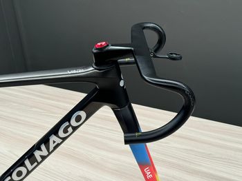 Używany Colnago V4RS FRAME KIT MIS 455 Frameset 2023 Road & Gravel — zdjęcie 4 z 5