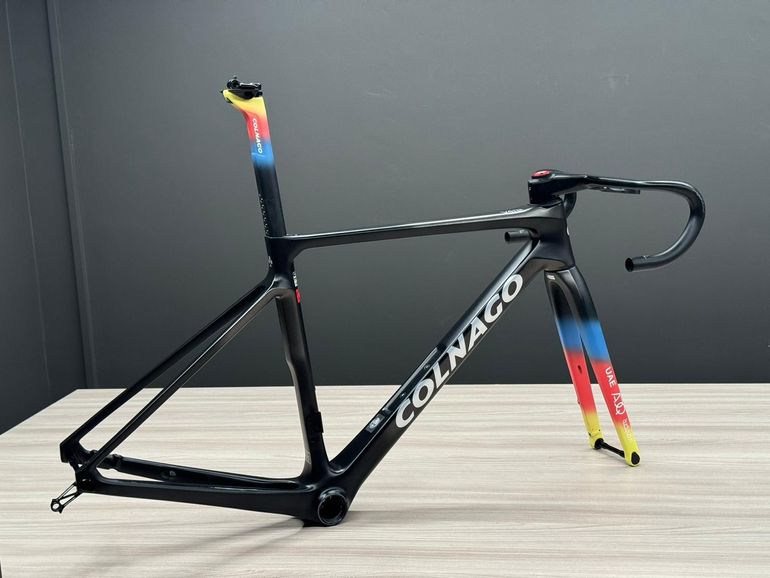 Używany Colnago V4RS FRAME KIT MIS 455 Frameset 2023 Road & Gravel — zdjęcie 3 z 5
