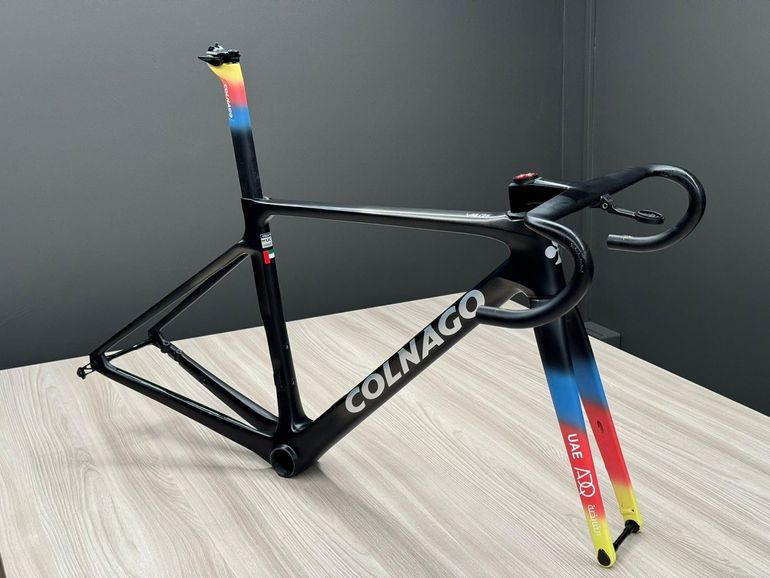 Używany Colnago V4RS FRAME KIT MIS 455 Frameset 2023 Road & Gravel — zdjęcie 2 z 5
