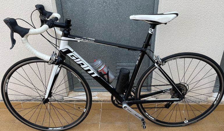 Giant defy orders 5 for