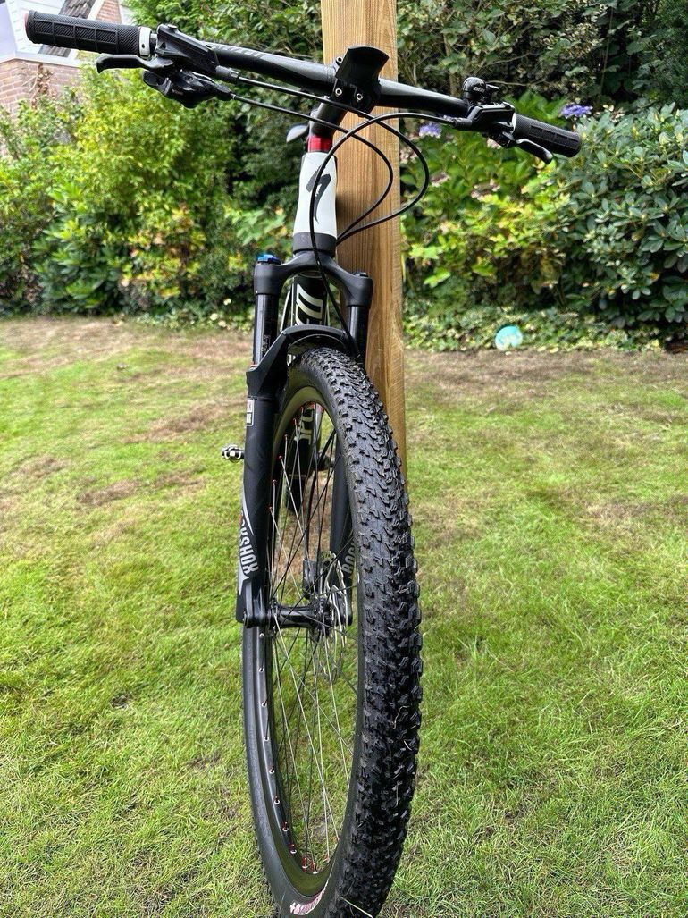 Specialized Stumpjumper Expert Carbon 29 2016 2016 Mountainbike d'occasion — image 16 sur 16