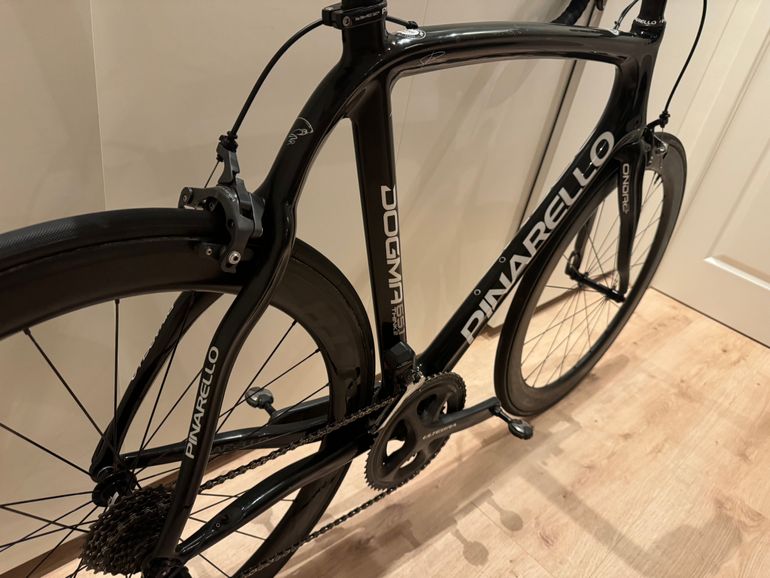 Used Pinarello Dogma 65.1 Think2 2015 Road & Gravel, Black — image 16 of 24
