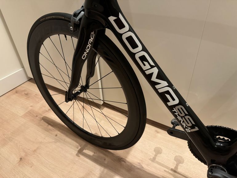Used Pinarello Dogma 65.1 Think2 2015 Road & Gravel, Black — image 9 of 24