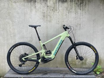 Santa Cruz - HECKLER R / Carbon C / 29 2023, 2023