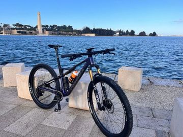 Brugt Orbea OIZ M-TEAM AXS 2024 2024 Mountainbike — billede 2 af 3