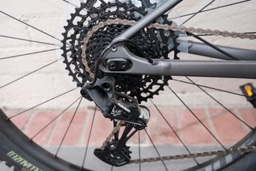 Used Specialized Fuse Comp 29 2021 2021 Mountainbike, Light Gray, 29 — image 5 of 8