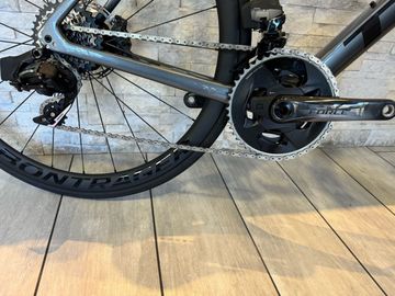 Brugt Trek Émonda SL 7 eTap 2023 2023 Road & Gravel — billede 3 af 4