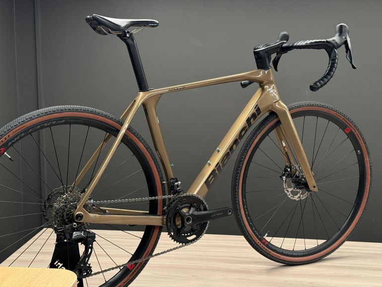 Brugt Bianchi IMPULSO COMP 2024 Road & Gravel — billede 3 af 5