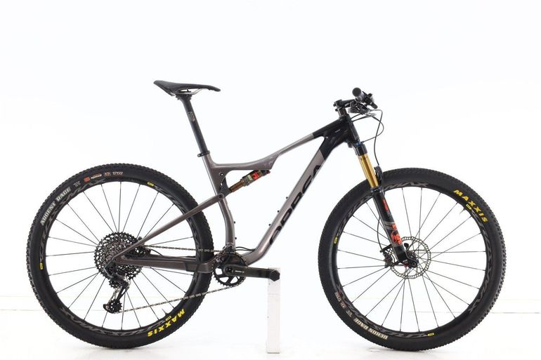 Used Orbea Oiz  X01 Mountainbike, Negro — image 1 of 9