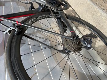 Used Specialized Tarmac Expert 2015 2015 Road & Gravel, Red — image 4 of 10