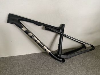 Used Trek Supercaliber Frameset 2020 2020 Mountainbike, Negro — image 5 of 8