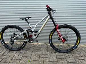 Specialized - Demo Race 2024, 2024