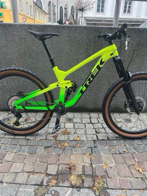 Trek - Slash 9.8 XT Gen 5 2023, 2023