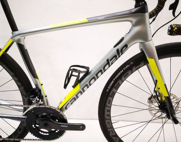 Cannondale Synapse Carbon Disc RED eTap 2019 2019 Road & Gravel usato, Grigio chiaro — immagine 4 di 12