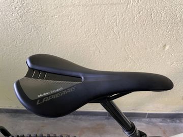 Used Lapierre Spicy CF 7.9 2022 2022 Mountainbike, Light Gray, 29 — image 9 of 20
