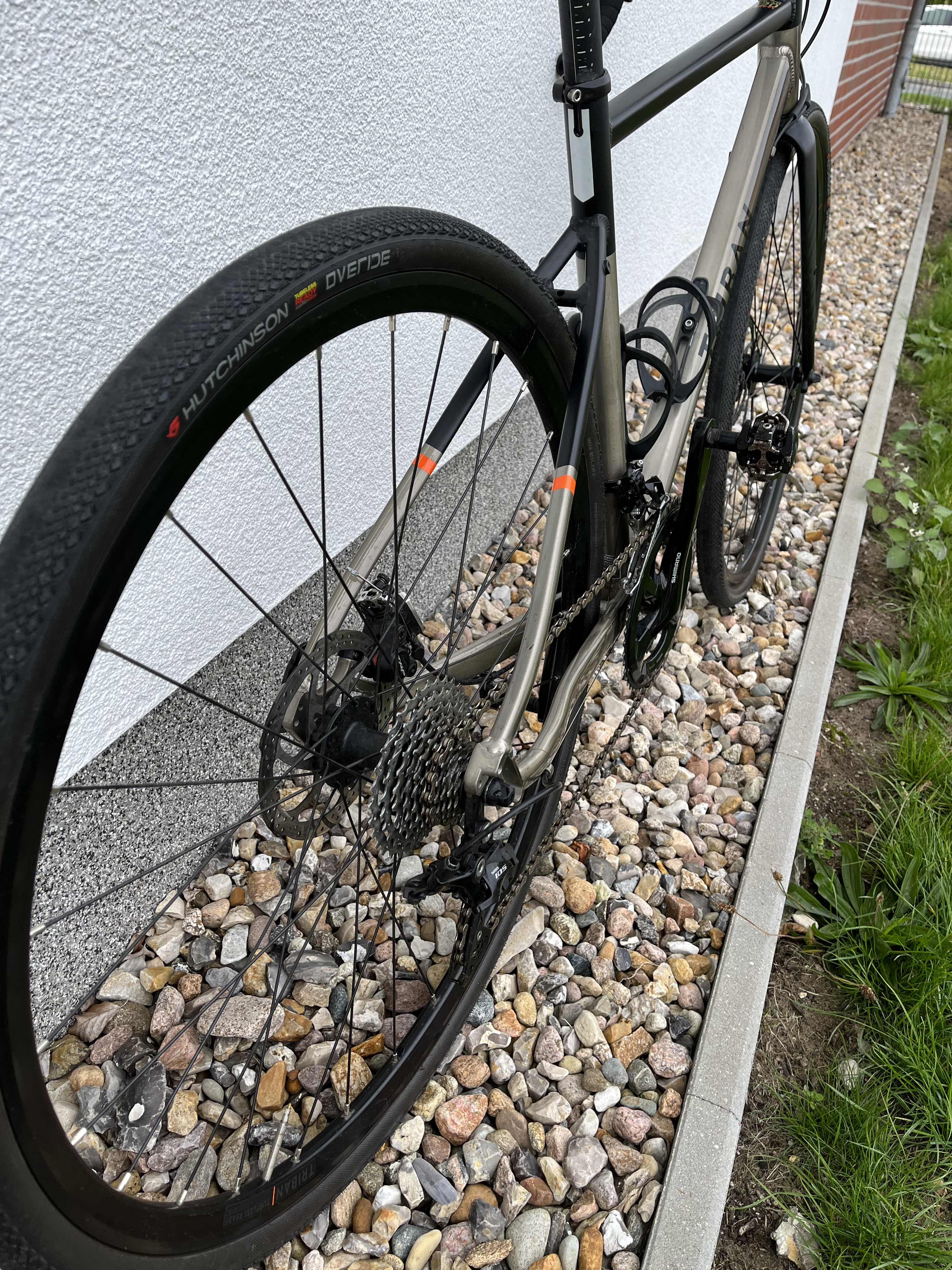 Triban rc 100 online gravel