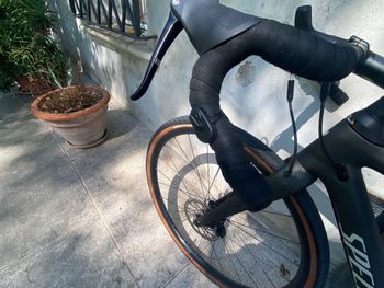 Used Specialized Diverge Comp Carbon 2022 2022 Road & Gravel, Black — image 5 of 6