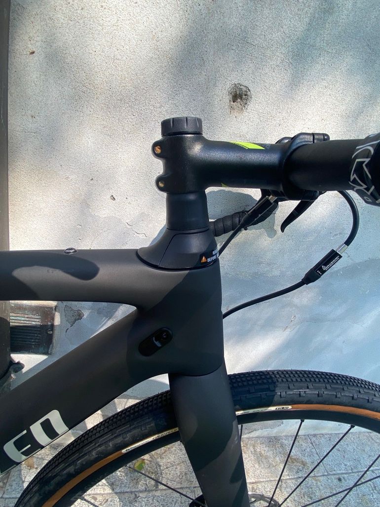 Used Specialized Diverge Comp Carbon 2022 2022 Road & Gravel, Black — image 6 of 6