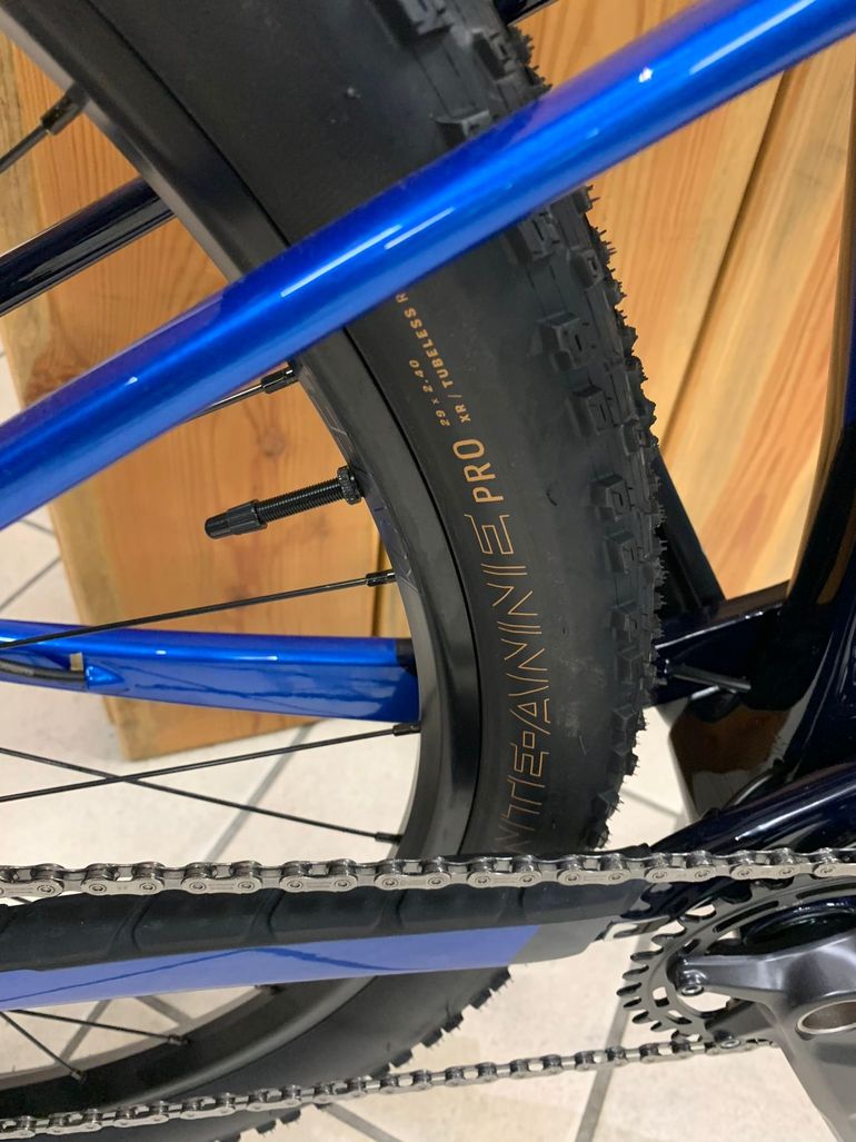 Brugt Trek Supercaliber SL 9.6 Gen 2 2024 2024 Mountainbike — billede 9 af 9