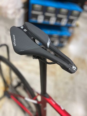 Used Wilier 0 SLR SRAM FORCE D2 AXS 2x12 2023 Road & Gravel, Red — image 9 of 10