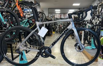 Bianchi Specialissima Ultegra Di2 2024 Road & Gravel usato