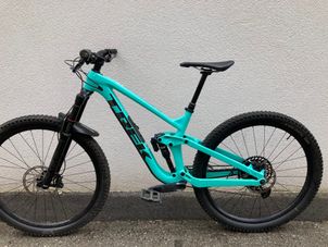 Trek - Slash 8 2022, 2022