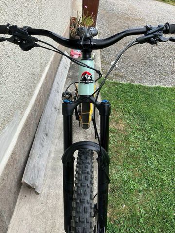 Brugt Rocky Mountain Altitude Alloy 50 2023 2023 Mountainbike — billede 2 af 5