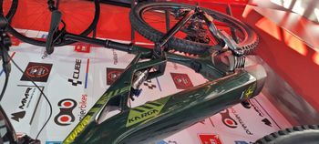 Used Wilier KARGA RACE ZEB 2024 Mountainbike, Green — image 12 of 12